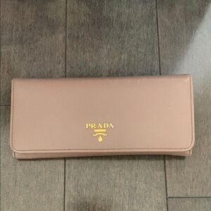 Authentic Prada Saffiano Wallet | Large Wallet | Long Wallet | Rose Pink wallet
